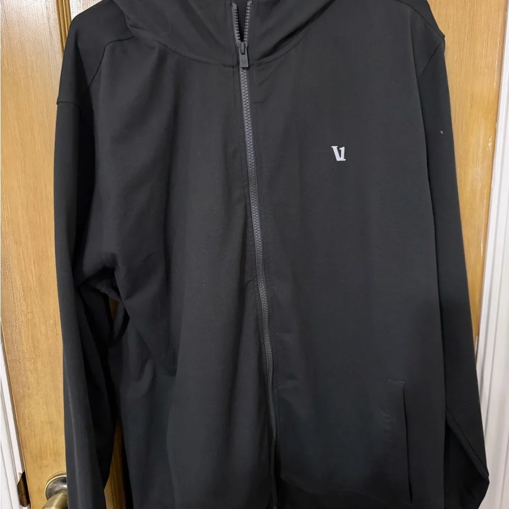 Jackson Hoodie in black - Picture 2 of 5